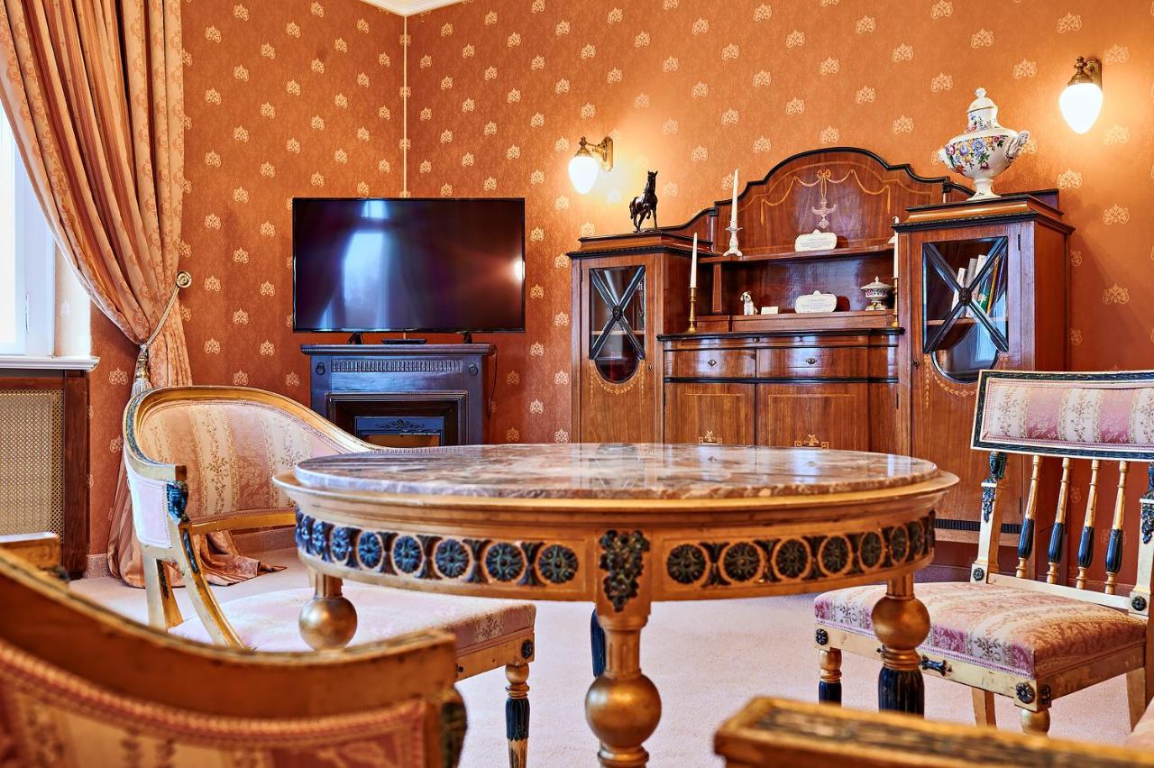 Bernsteinschloss Wendorf  Dış mekan fotoğraf